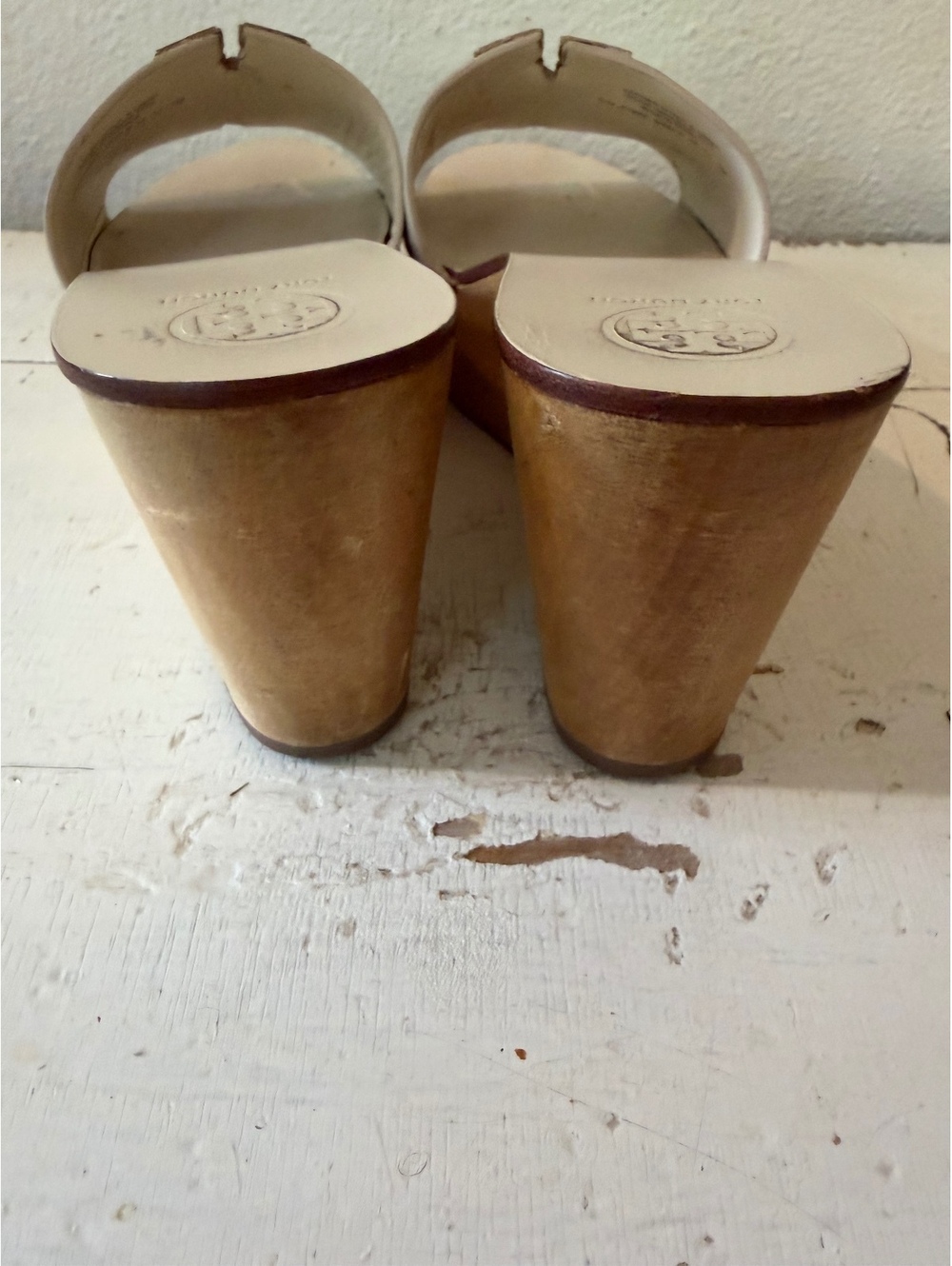 Tory Burch Beige Cream Slide Platform Sandals - Picture 4 of 5